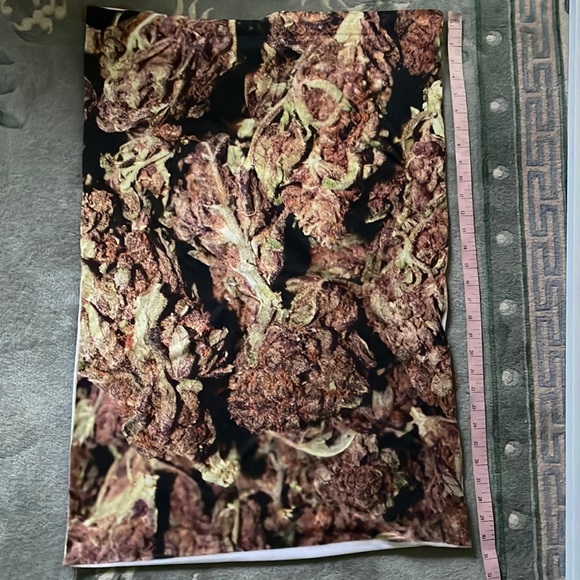 Nug pillowcase - Picture 1 of 3